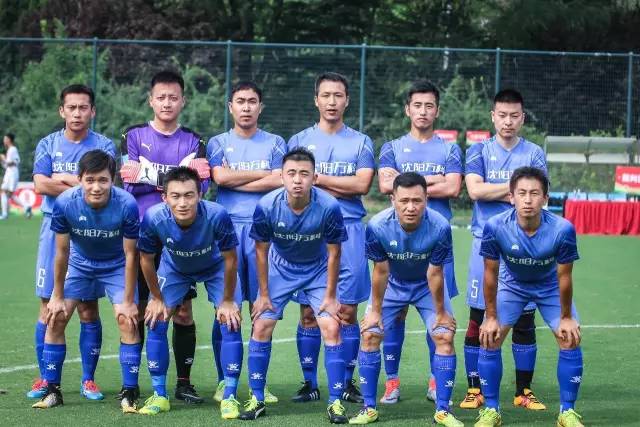 詹姆斯24+12浓眉22+13 湖人擒骑士升至西部第8